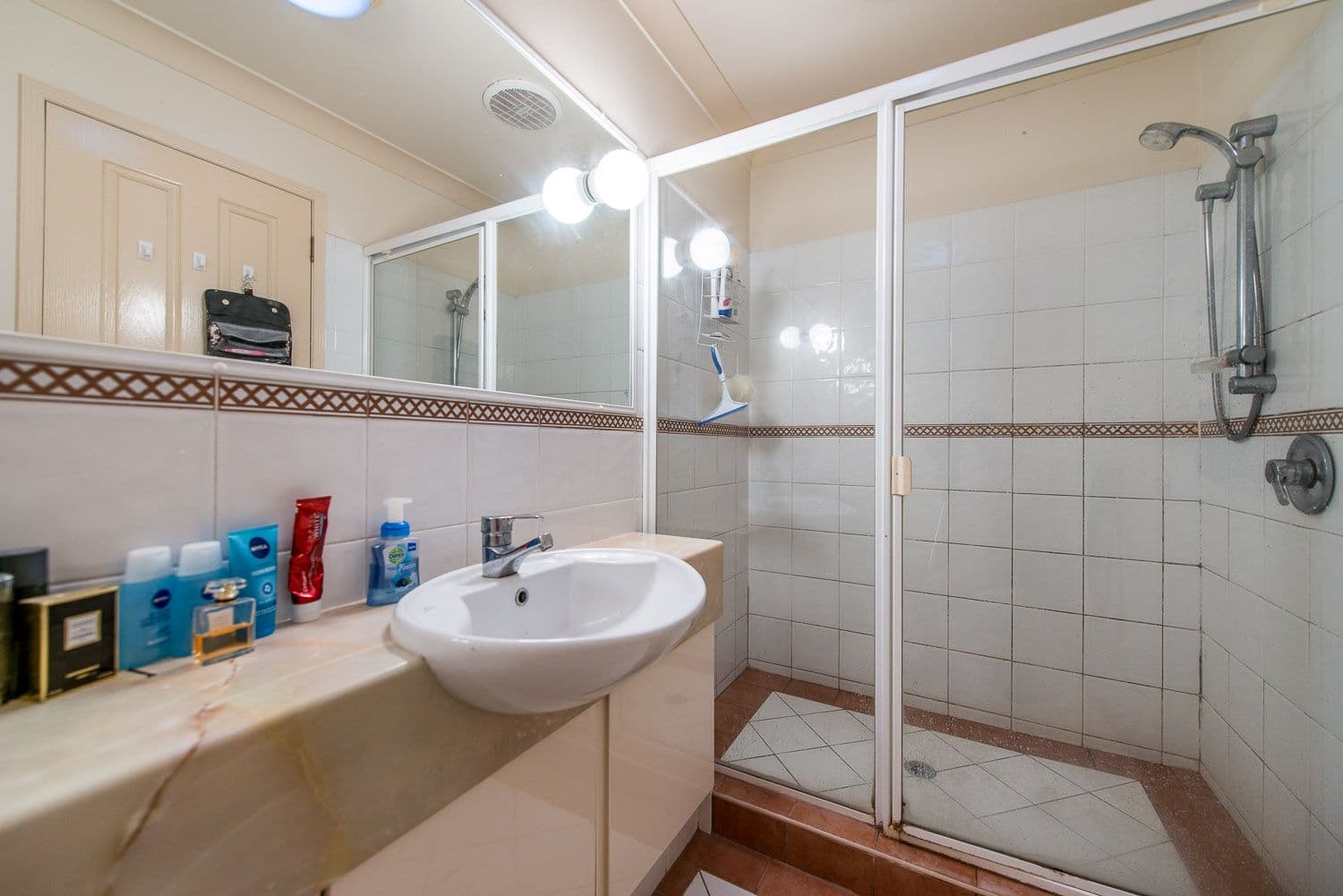 60 Messines Crescent, Miami QLD 4220, Miami - Thumbnail 5