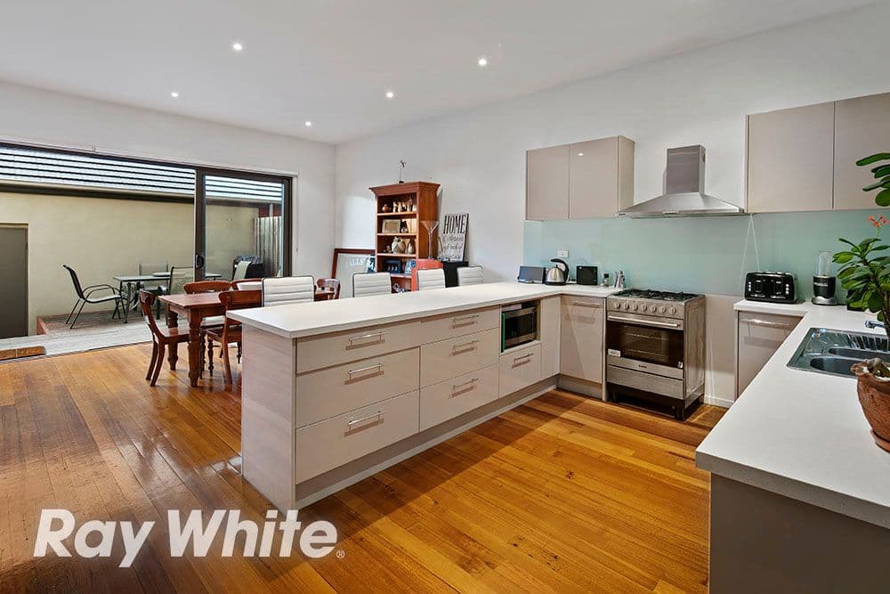9-11 Manikato Avenue, Mordialloc VIC 3195, Mordialloc - Thumbnail 3