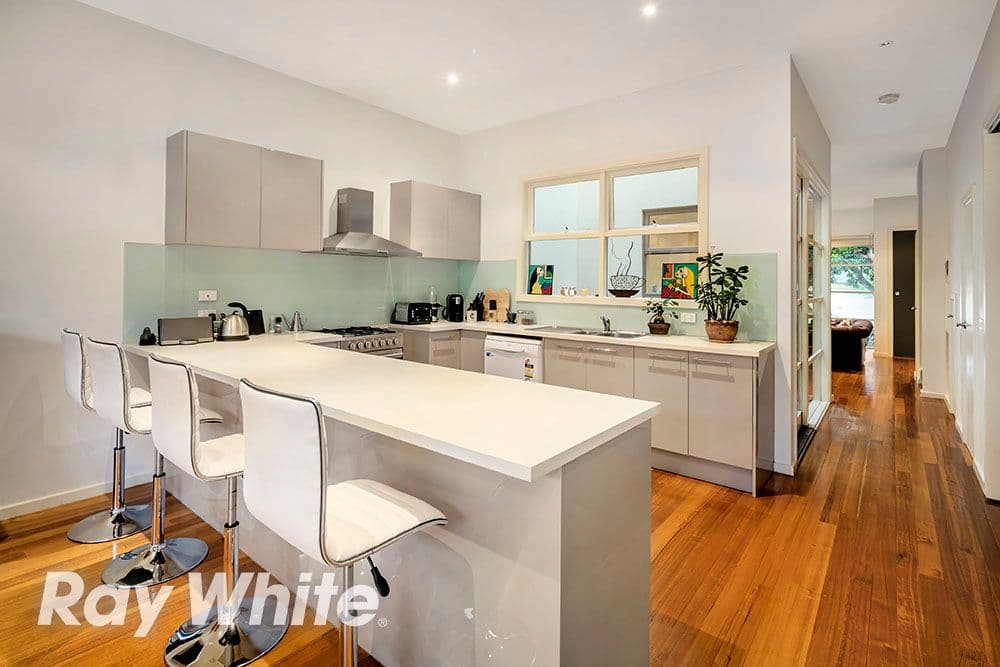 9-11 Manikato Avenue, Mordialloc VIC 3195, Mordialloc - Thumbnail 4