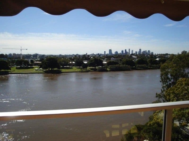82 Sandford Street, ST LUCIA QLD 4067, St Lucia - Thumbnail 3