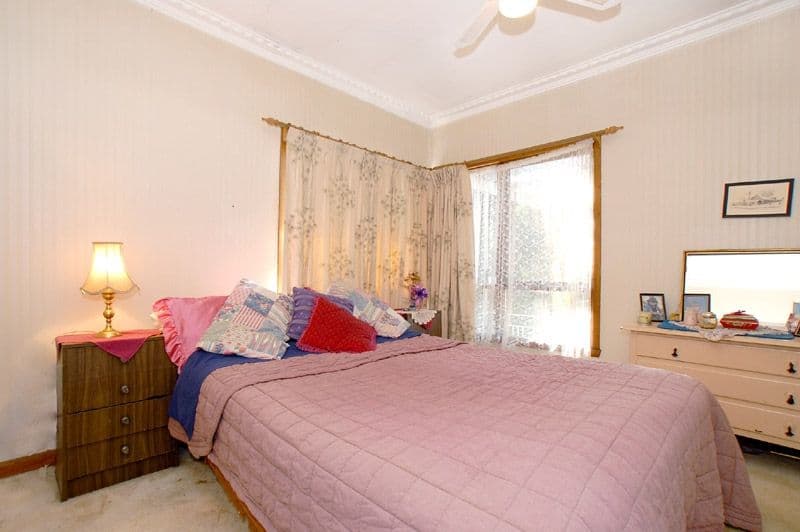 10 Barnett Grove, Noble Park VIC 3174, Noble Park - Thumbnail 5