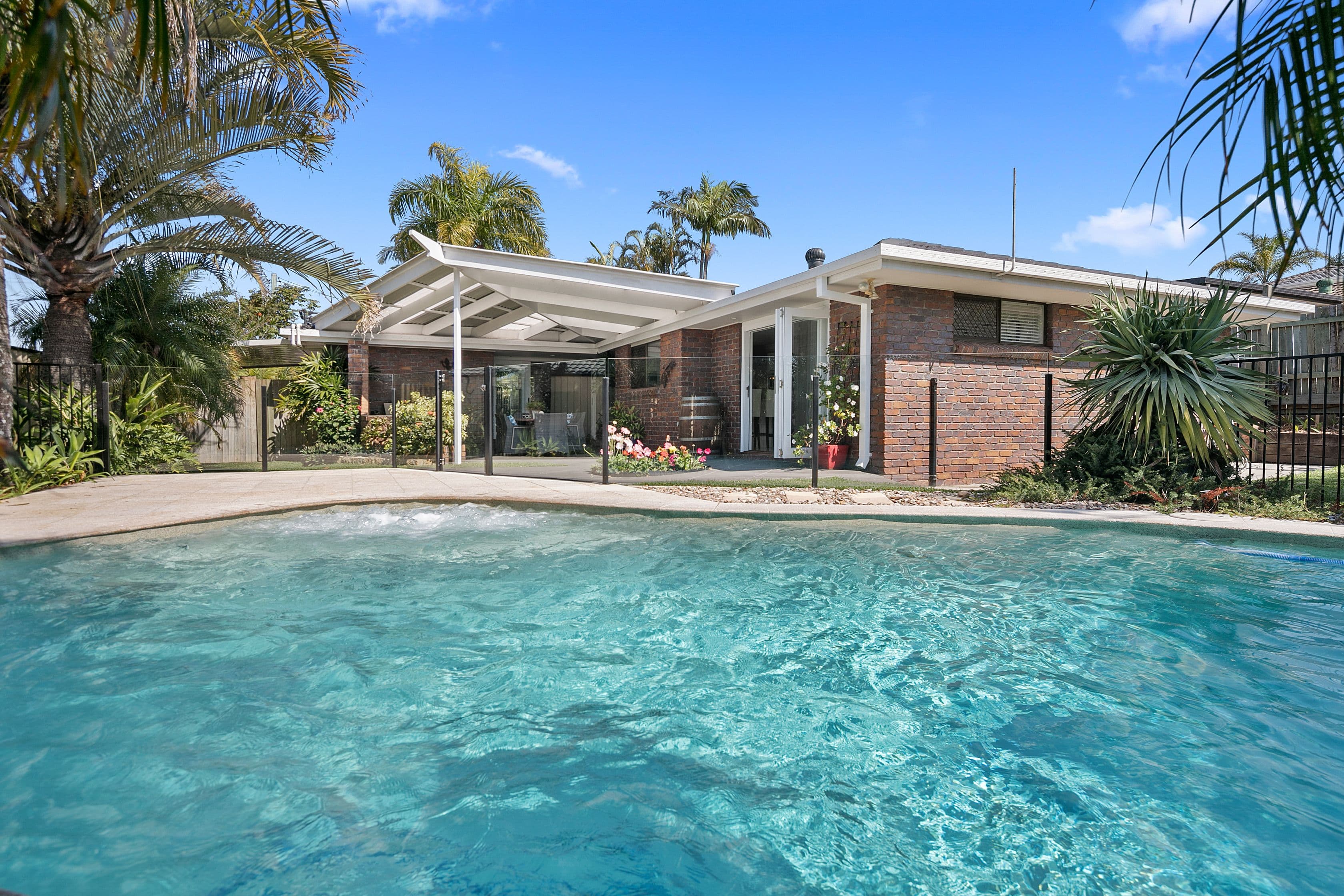 13 Pinewood Street, Capalaba QLD 4157, Capalaba - Thumbnail 2