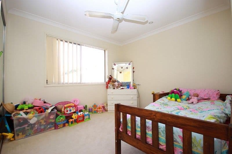 9 Respall Way, ARUNDEL QLD 4214, Arundel - Thumbnail 4