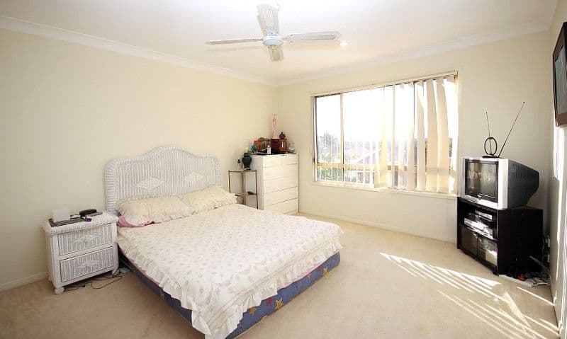 9 Respall Way, ARUNDEL QLD 4214, Arundel - Thumbnail 5