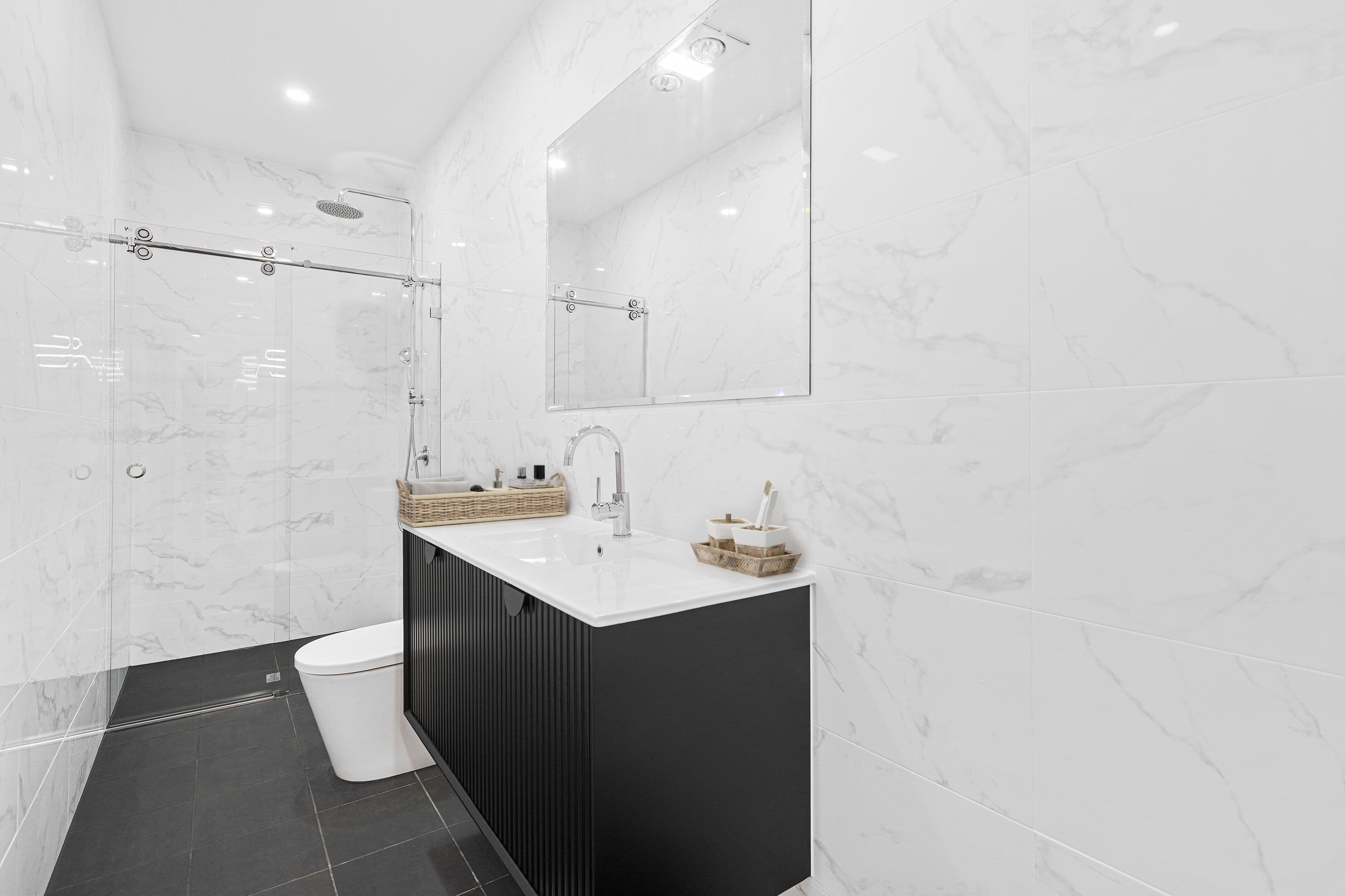 35 Beatus Street, Unanderra NSW 2526, Unanderra - Thumbnail 4