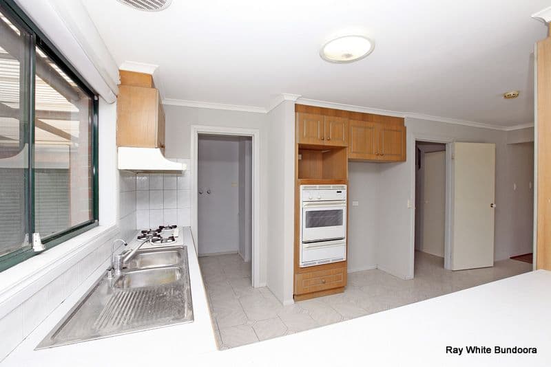 69 Hawkes Drive, MILL PARK VIC 3082, Mill Park - Thumbnail 6