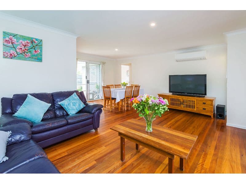 3 Pareena Crescent, Mansfield QLD 4122, Mansfield - Thumbnail 2