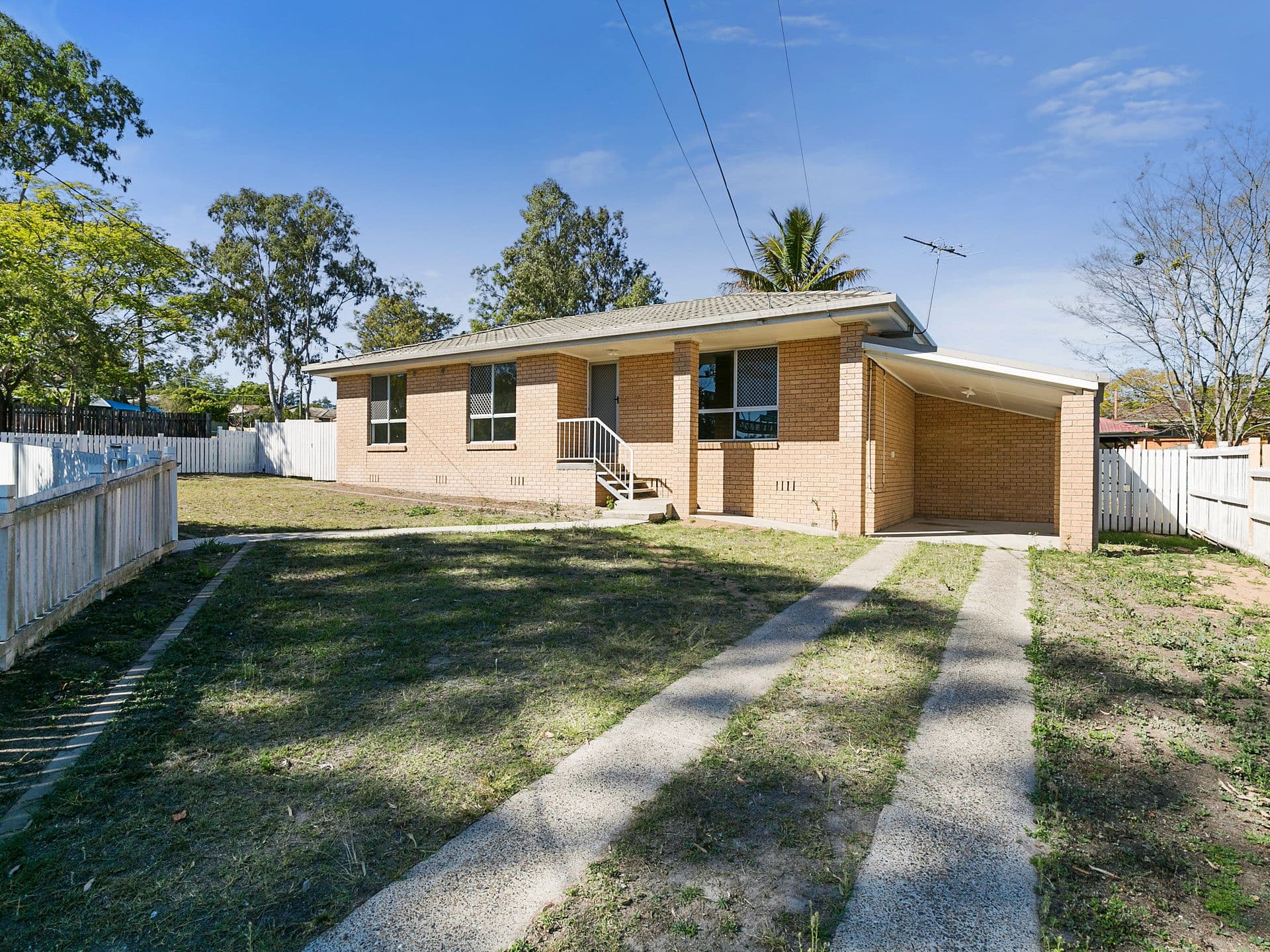 8 Diamond Street, Riverview QLD 4303, Riverview - Image 1
