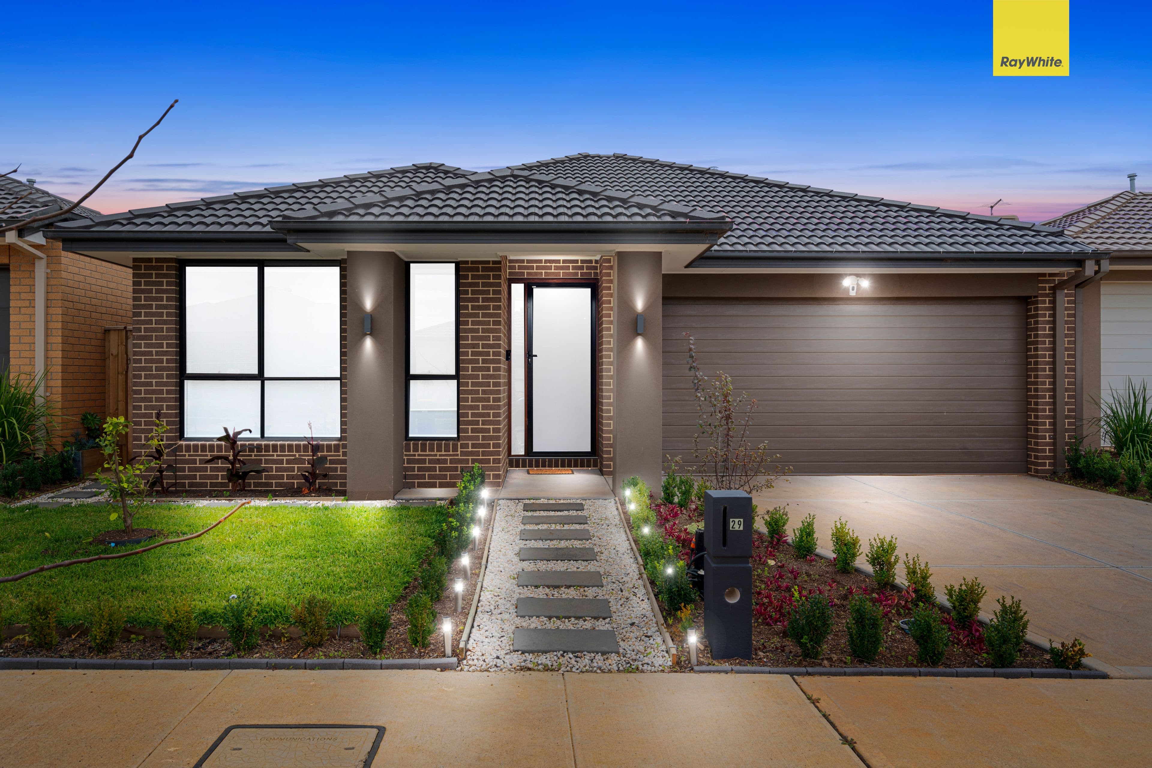 29 Houston Drive, THORNHILL PARK VIC 3335, Thornhill Park - Image 1