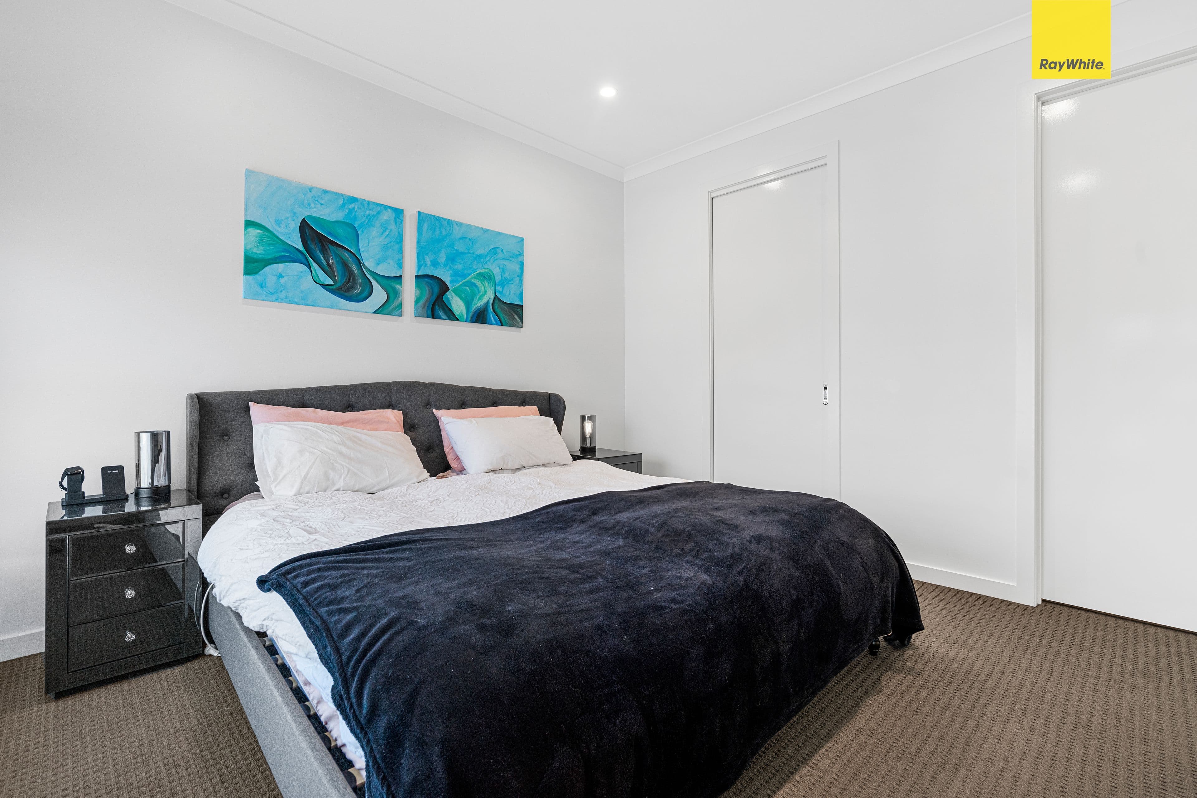 29 Houston Drive, THORNHILL PARK VIC 3335, Thornhill Park - Thumbnail 4