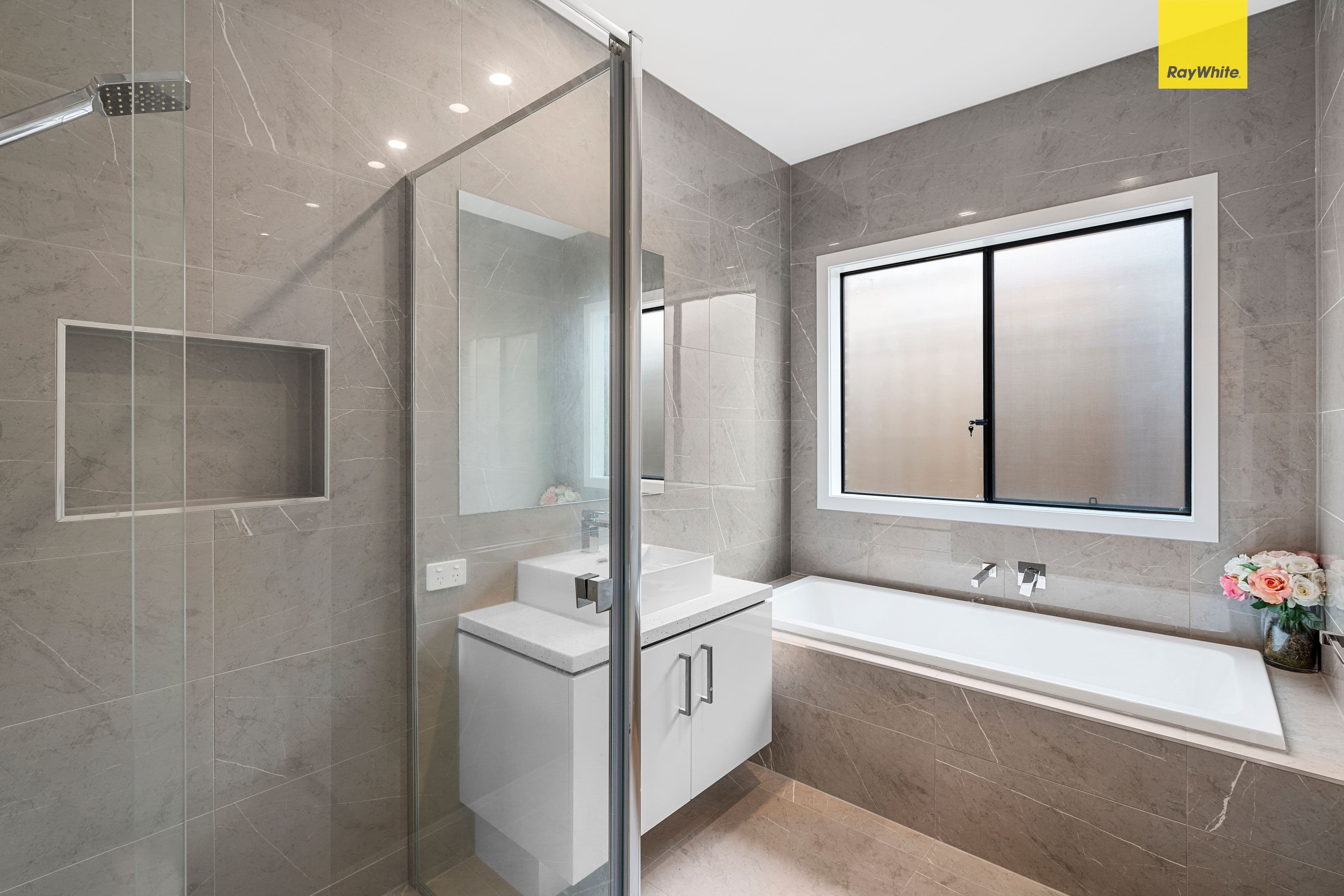 29 Houston Drive, THORNHILL PARK VIC 3335, Thornhill Park - Thumbnail 7