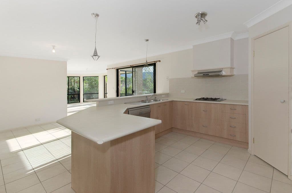 82 North Terrace, DAPTO NSW 2530, Dapto - Thumbnail 4