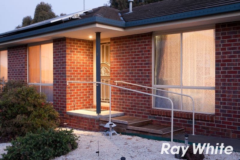 2 Allington Place, Langwarrin VIC 3910, Langwarrin - Thumbnail 2