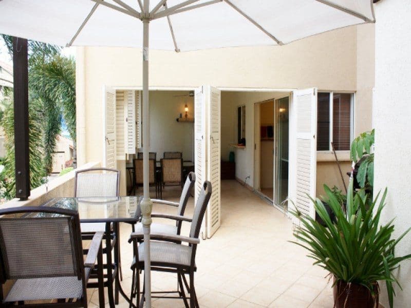  2 Greenslopes Street, CAIRNS NORTH QLD 4870, Cairns North - Image 1