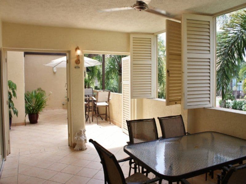  2 Greenslopes Street, CAIRNS NORTH QLD 4870, Cairns North - Thumbnail 2