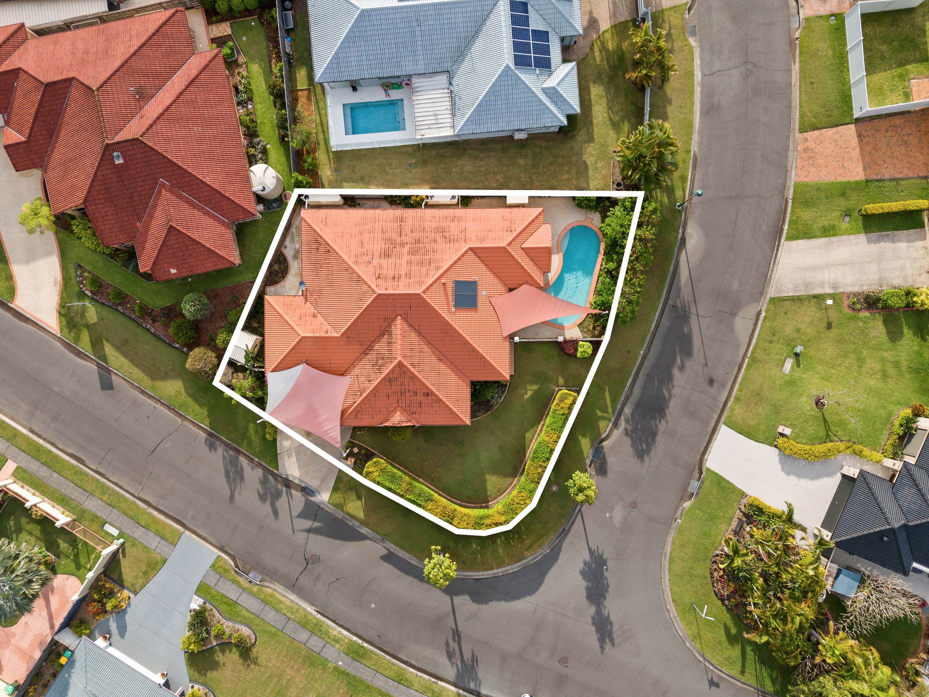 5 Sittella Crescent, Burleigh Waters QLD 4220, Burleigh Waters - Thumbnail 2