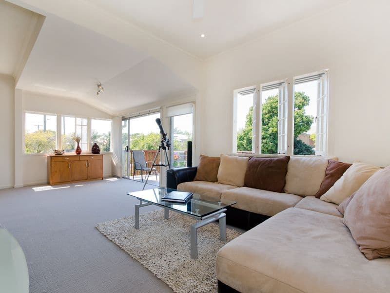 36 Winchester Street, HAMILTON QLD 4007, Hamilton - Thumbnail 3
