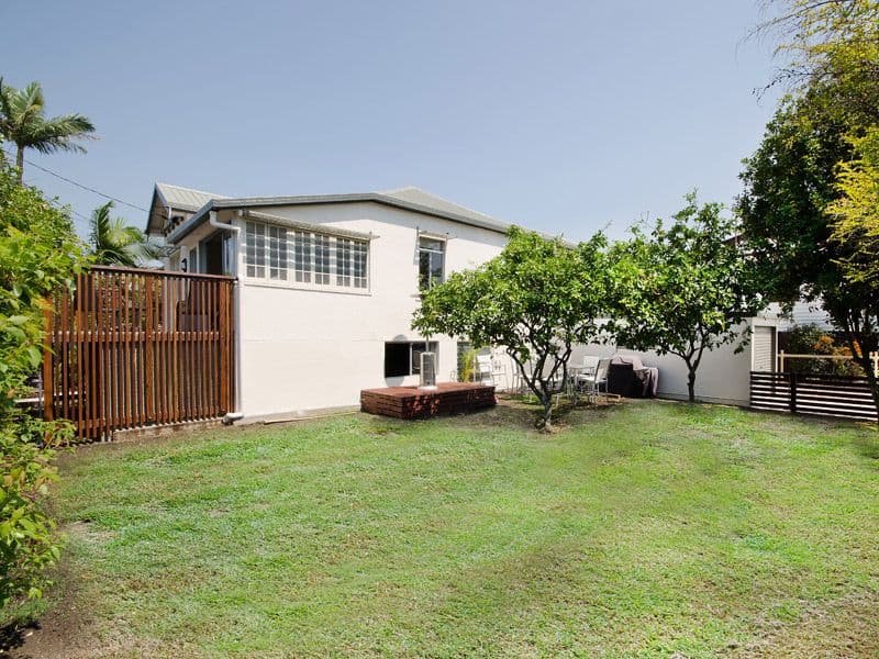 36 Winchester Street, HAMILTON QLD 4007, Hamilton - Thumbnail 5