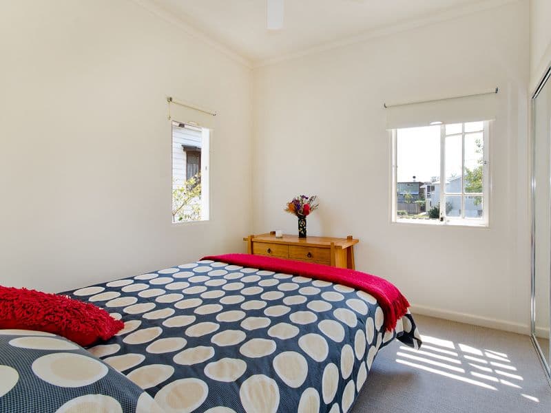 36 Winchester Street, HAMILTON QLD 4007, Hamilton - Thumbnail 7