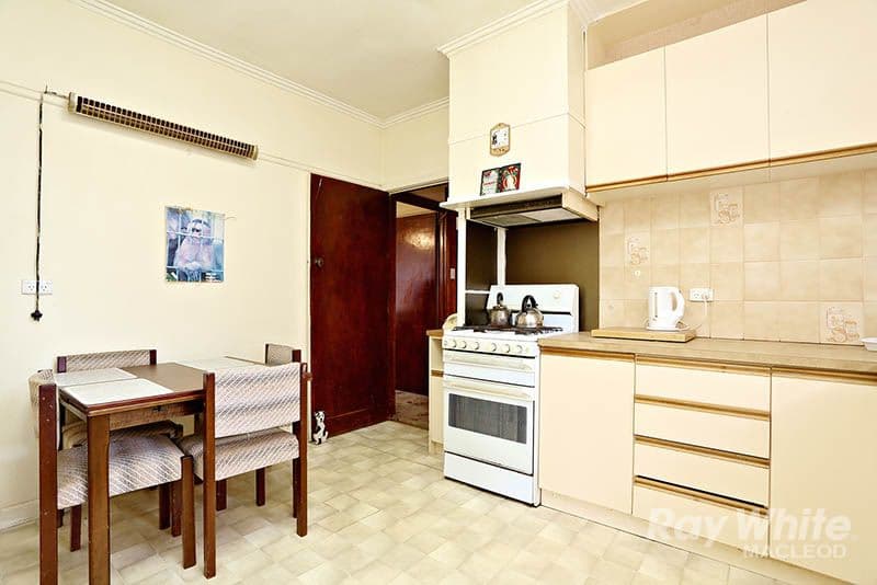 6 Blackwood Parade, HEIDELBERG WEST VIC 3081, Heidelberg West - Thumbnail 5