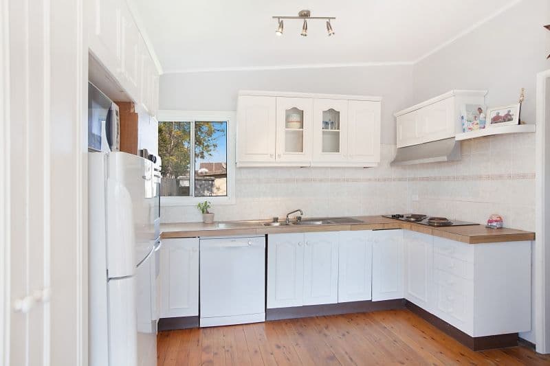86 Robertson Road, Killarney Vale NSW 2261, Killarney Vale - Thumbnail 4