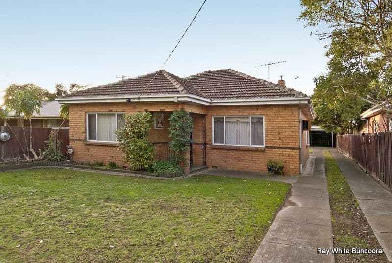 38 Locksley Avenue, RESERVOIR VIC 3073, Reservoir - Thumbnail 3