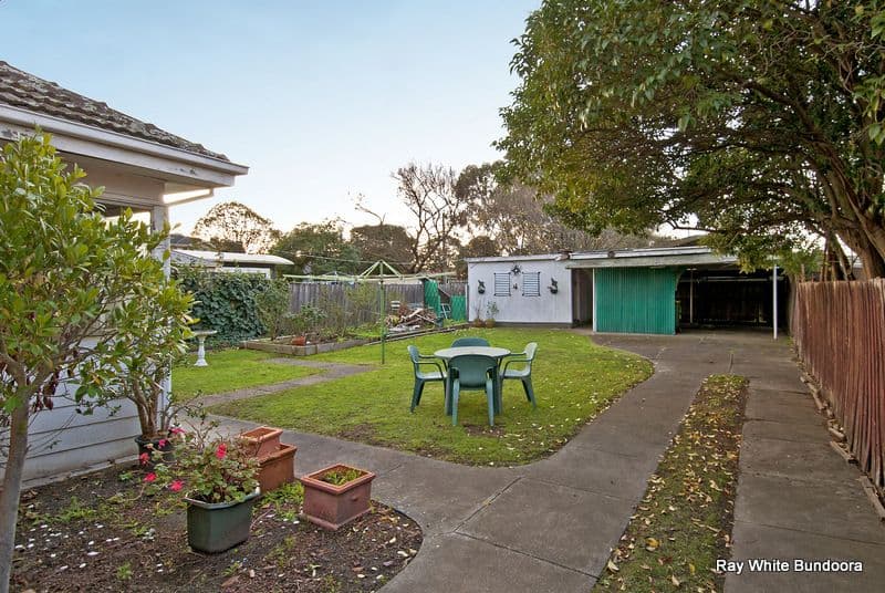 38 Locksley Avenue, RESERVOIR VIC 3073, Reservoir - Thumbnail 4