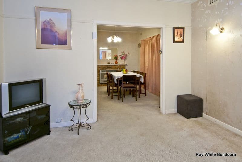 38 Locksley Avenue, RESERVOIR VIC 3073, Reservoir - Thumbnail 7