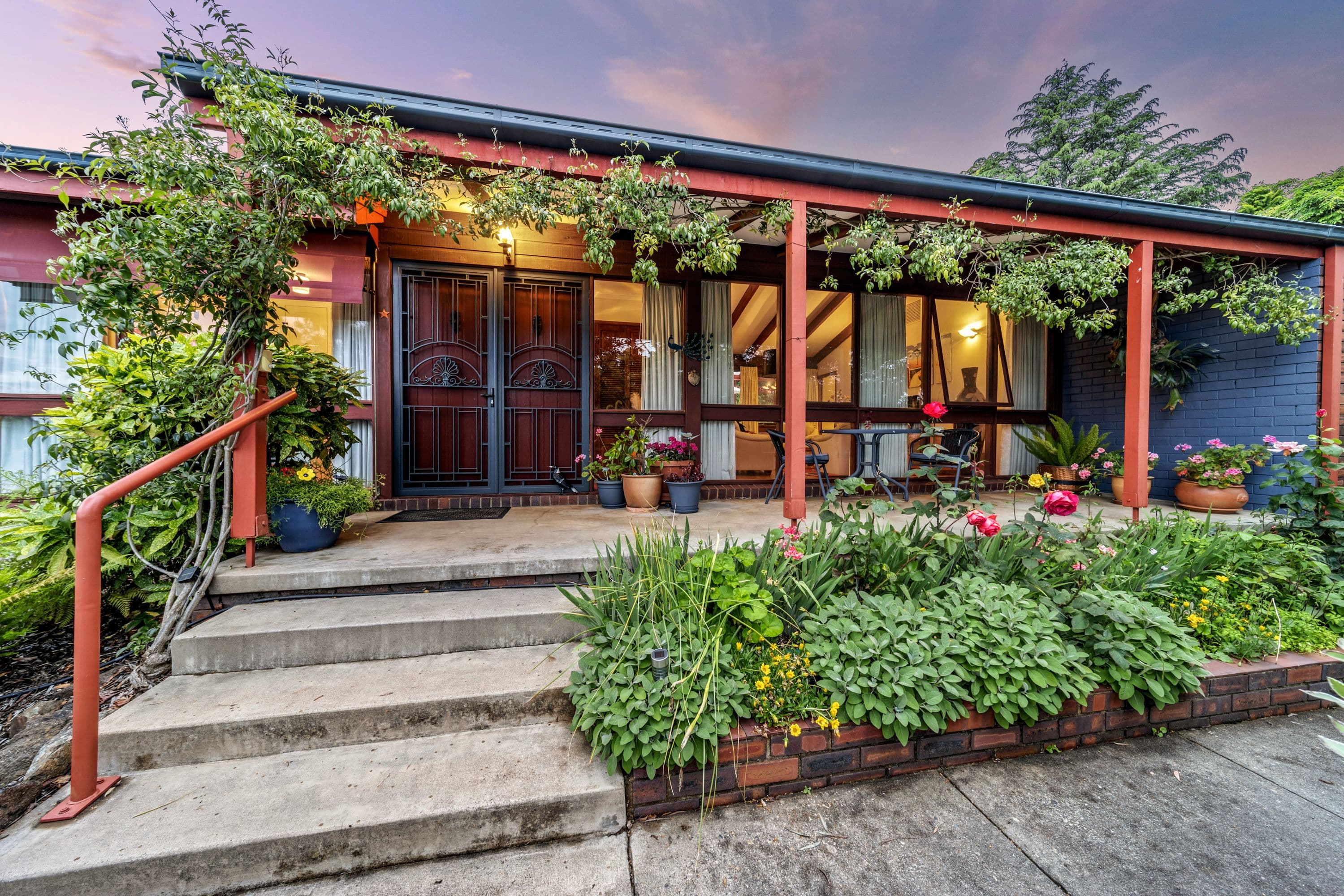 5 McKeahnie Street, Weetangera ACT 2614, Weetangera - Thumbnail 3
