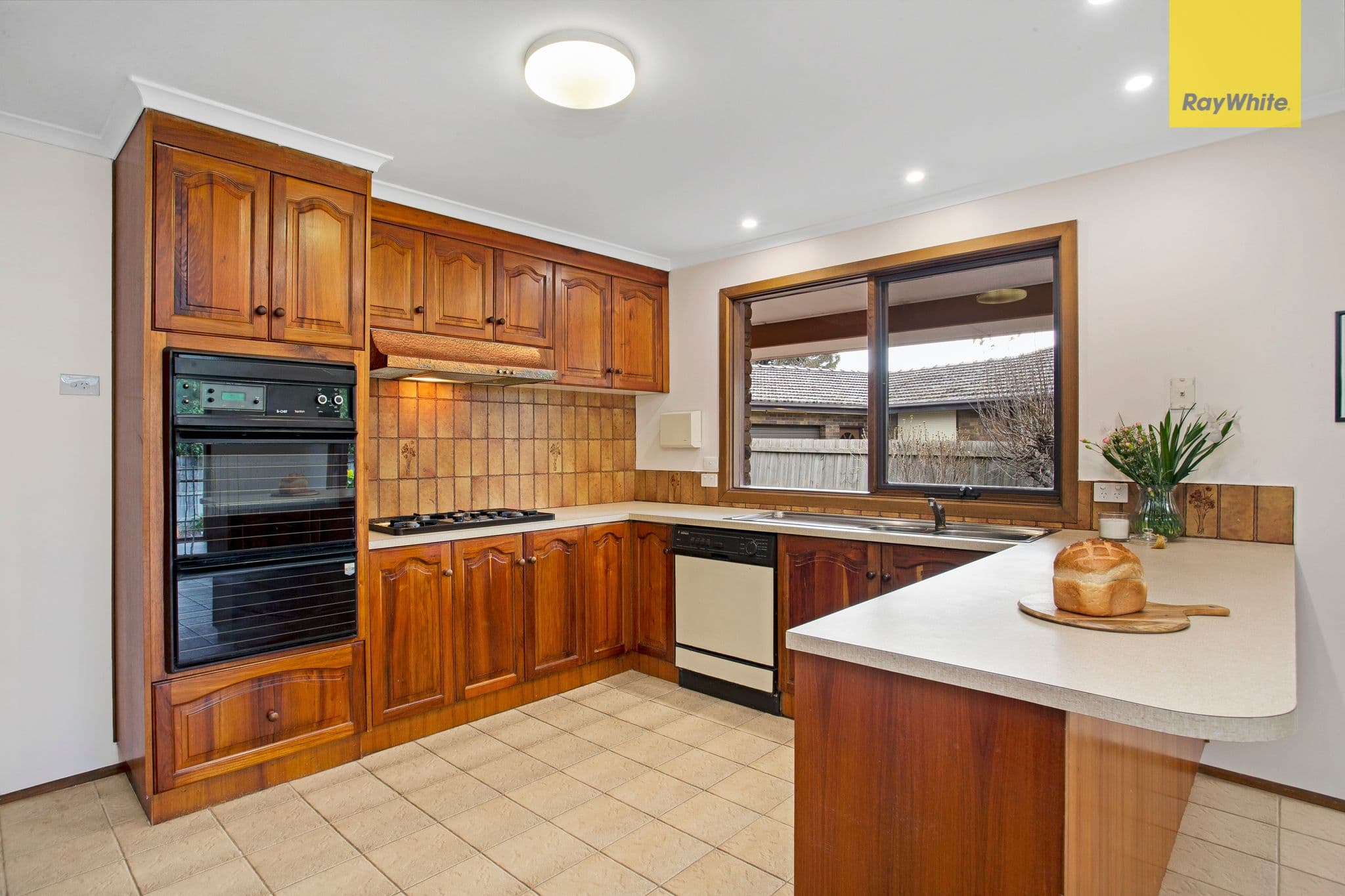 36 Corryong Crescent, Taylors Lakes VIC 3038, Taylors Lakes - Thumbnail 2