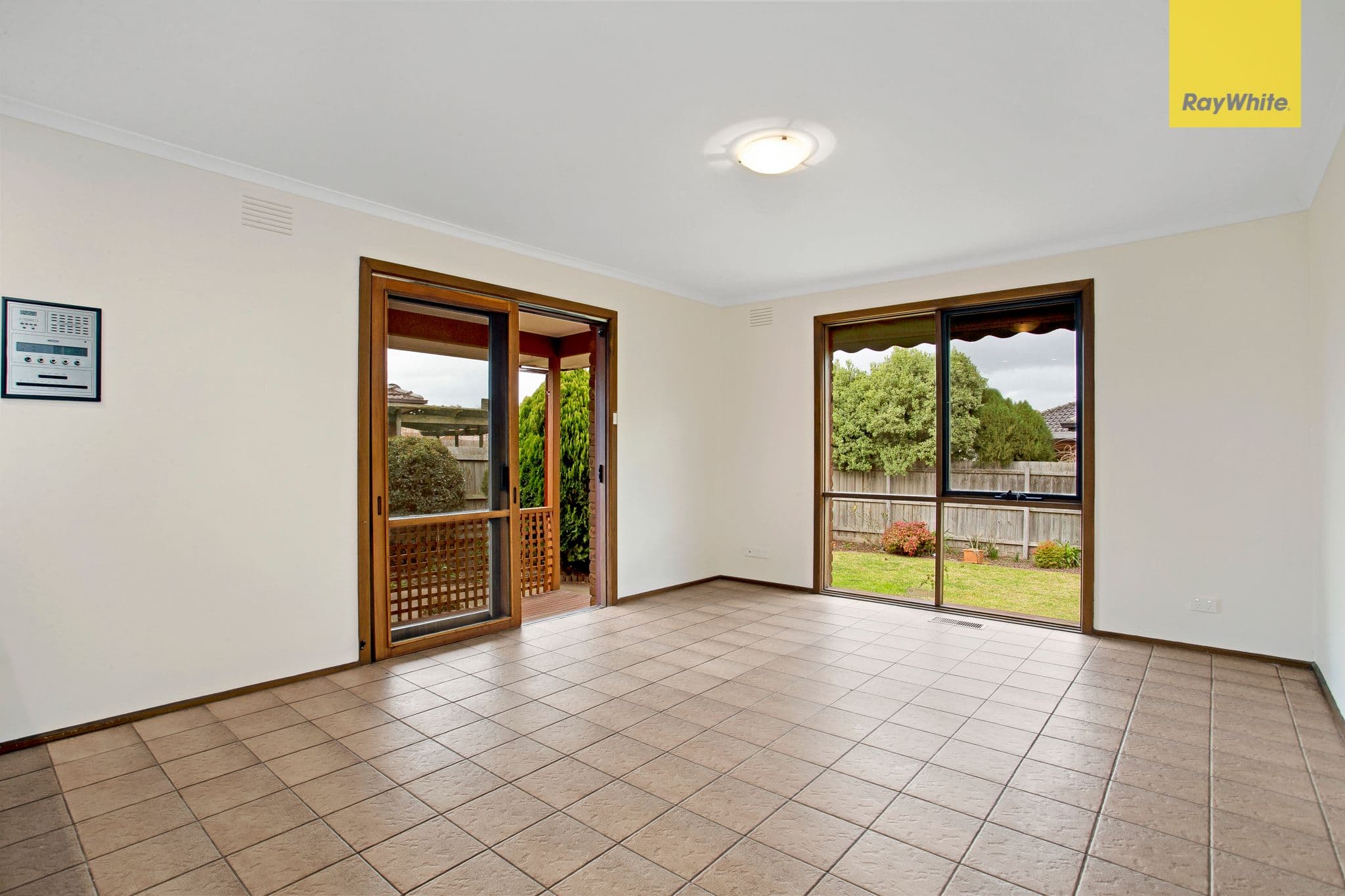 36 Corryong Crescent, Taylors Lakes VIC 3038, Taylors Lakes - Thumbnail 4
