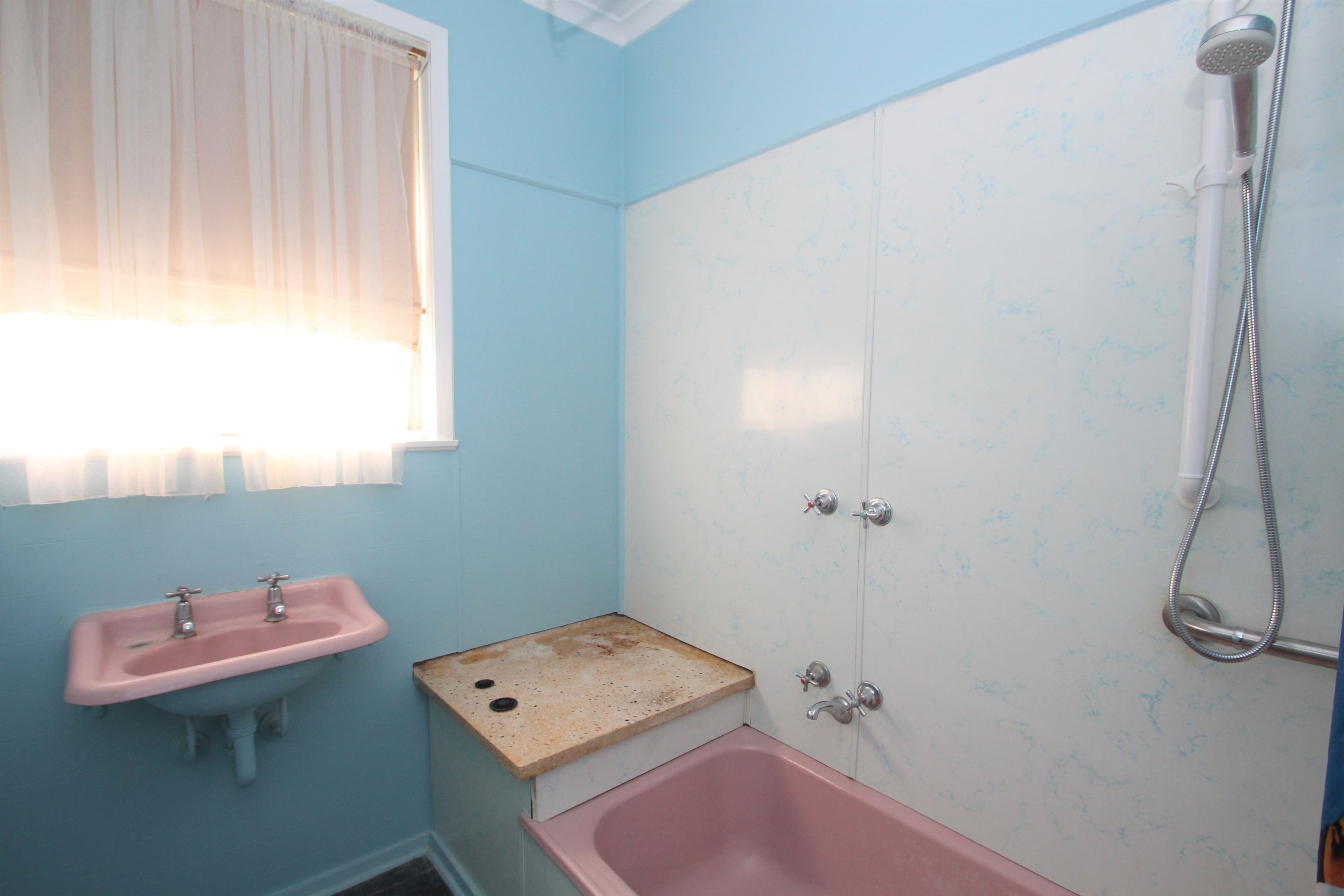 4 Stokes Avenue, Cobram VIC 3644, Cobram - Thumbnail 2
