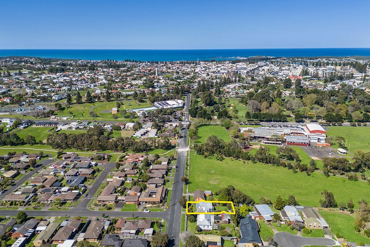 59 Queens Road, Warrnambool VIC 3280, Warrnambool - Thumbnail 2