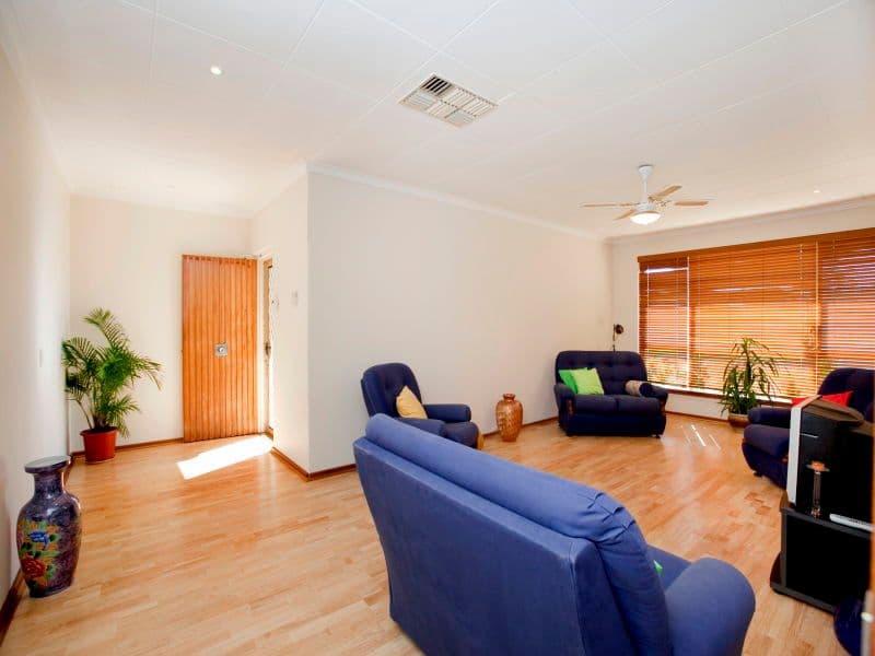 49 Hutt Road, Morley WA 6062, Morley - Thumbnail 4