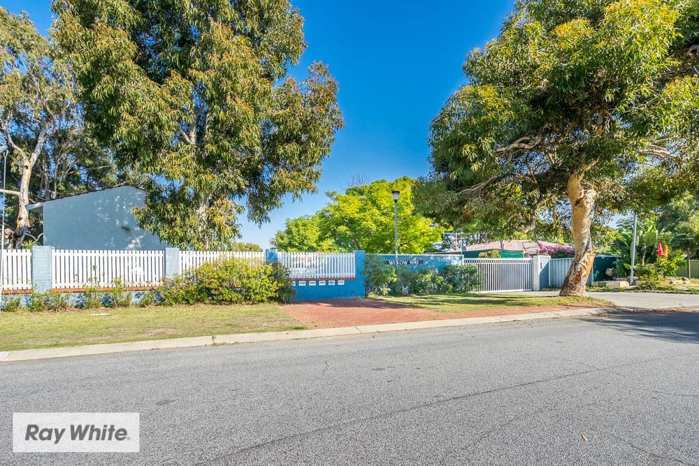 37 Ellerby Way, Koondoola WA 6064, Koondoola - Thumbnail 2