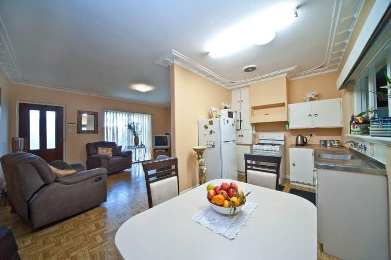 6 Beagle Place, BELMONT WA 6104, Belmont - Thumbnail 6