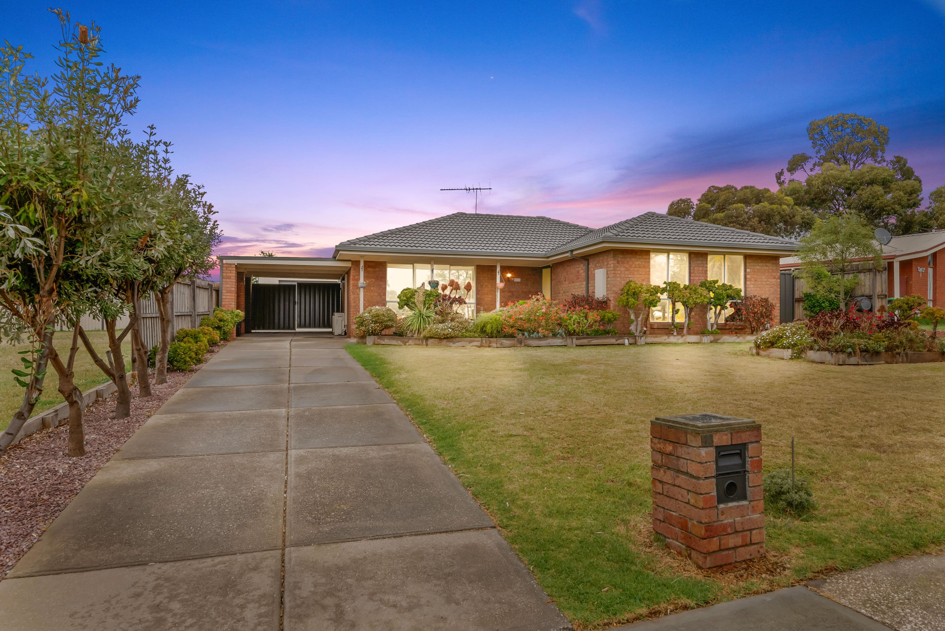 43 Clifton Drive, Bacchus Marsh VIC 3340, Bacchus Marsh - Thumbnail 2
