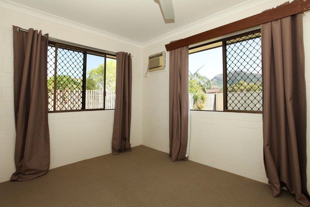 77 Yolanda Drive, ANNANDALE QLD 4814, Annandale - Thumbnail 4