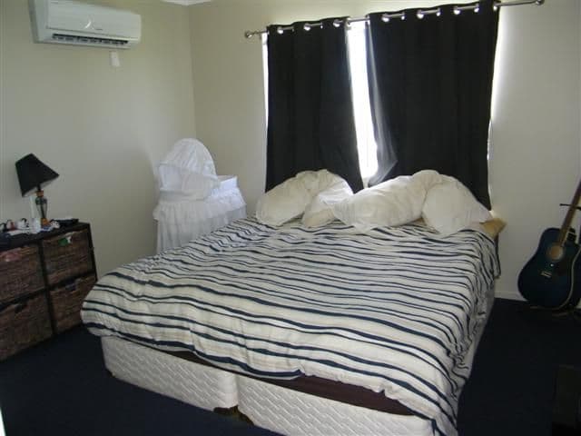 6 Campbell Street, GLADSTONE QLD 4680, Gladstone - Thumbnail 3