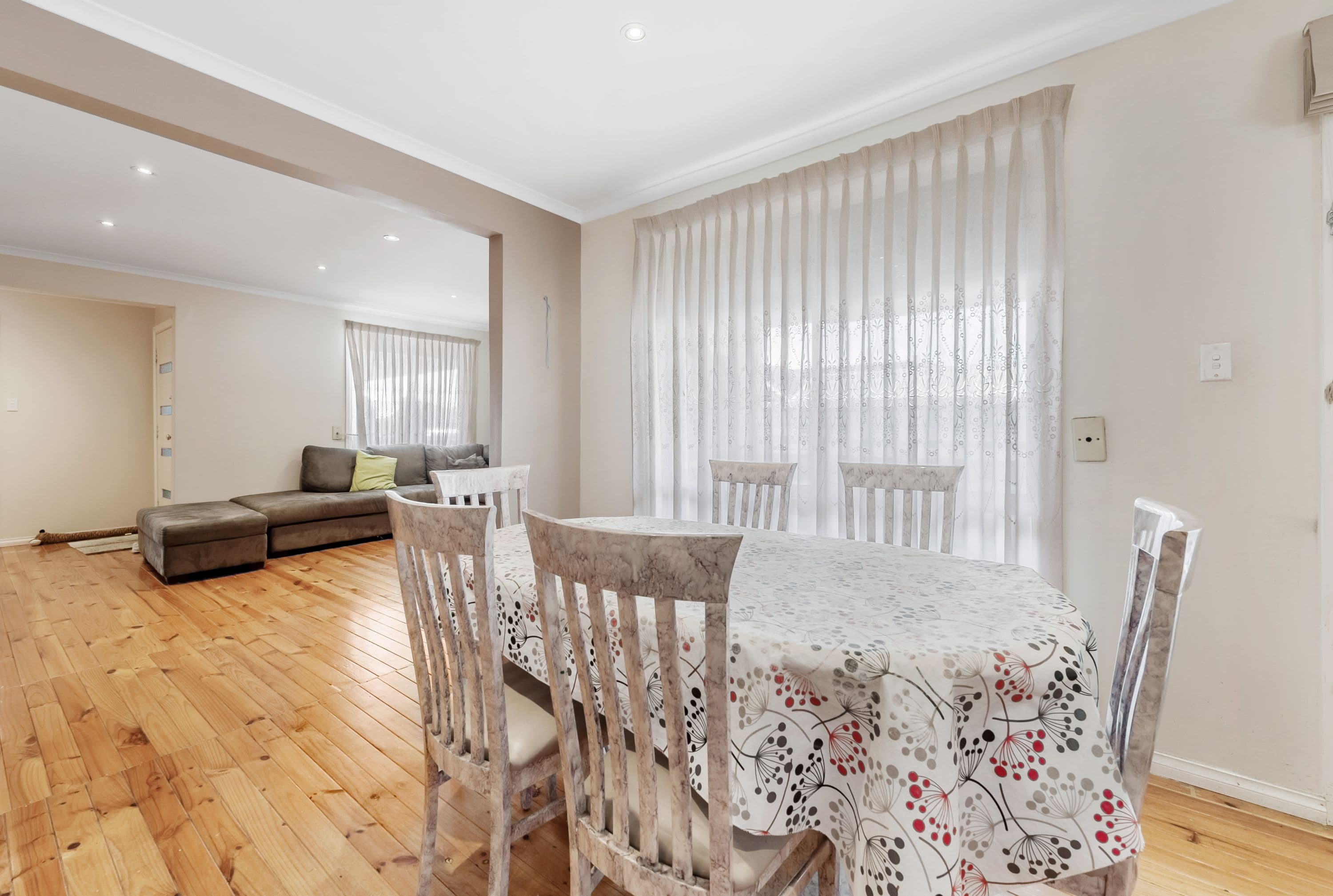 9 English Court, Kings Park VIC 3021, Kings Park - Thumbnail 4