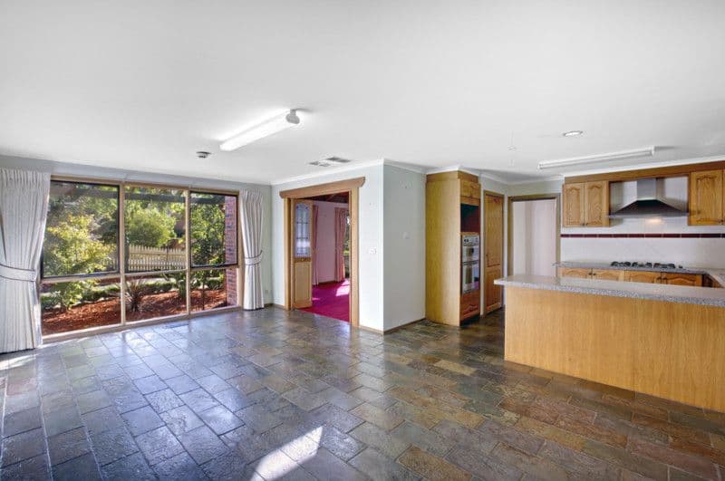 55 CROYDON HILLS Drive, CROYDON HILLS VIC 3136, Croydon Hills - Thumbnail 5