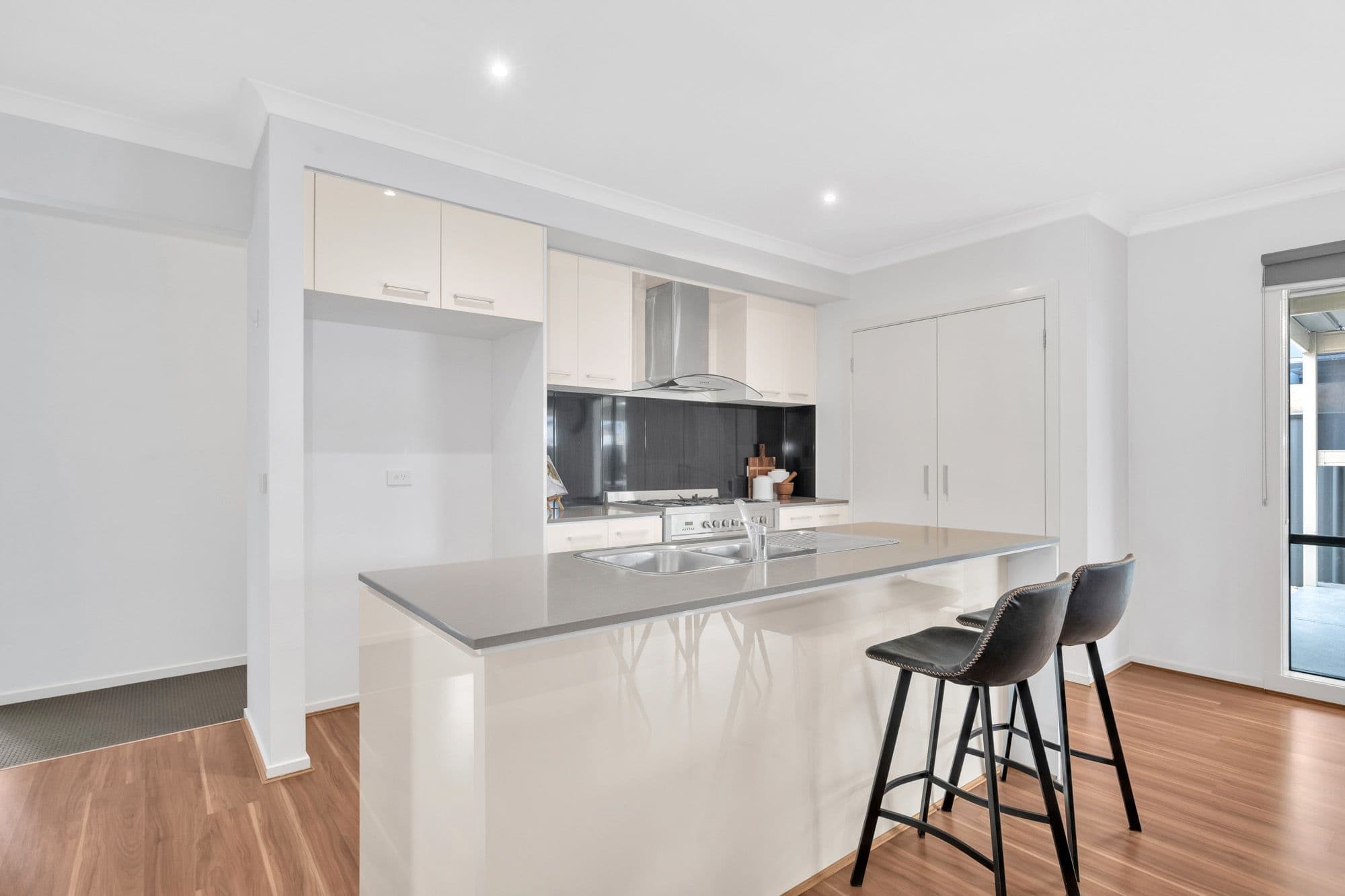 4 Kinnear Avenue, Tarneit VIC 3029, Tarneit - Thumbnail 4