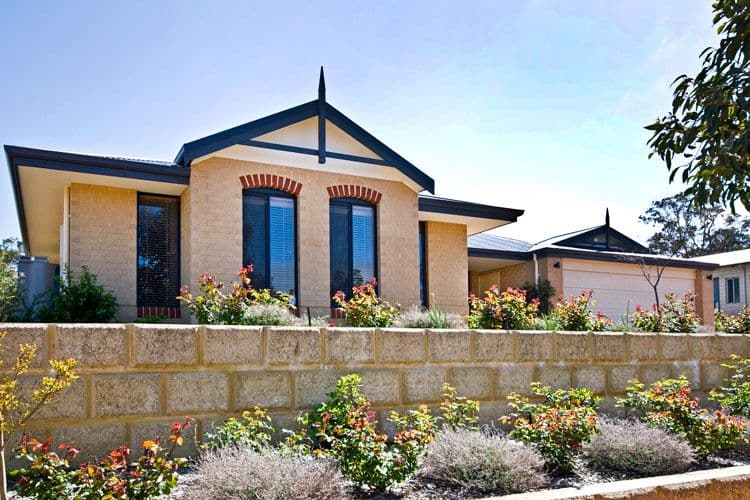 8 urch Road, KALAMUNDA WA 6076, Kalamunda - Image 1