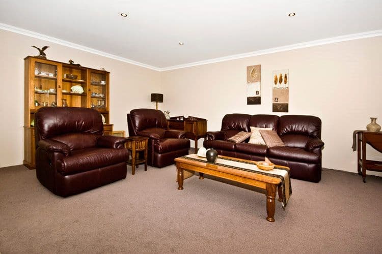 8 urch Road, KALAMUNDA WA 6076, Kalamunda - Thumbnail 3