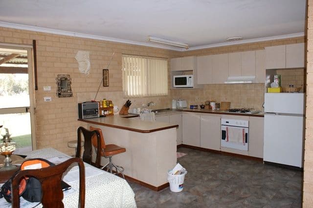 14 Bartlett Place, PORT DENISON WA 6525, Port Denison - Thumbnail 2