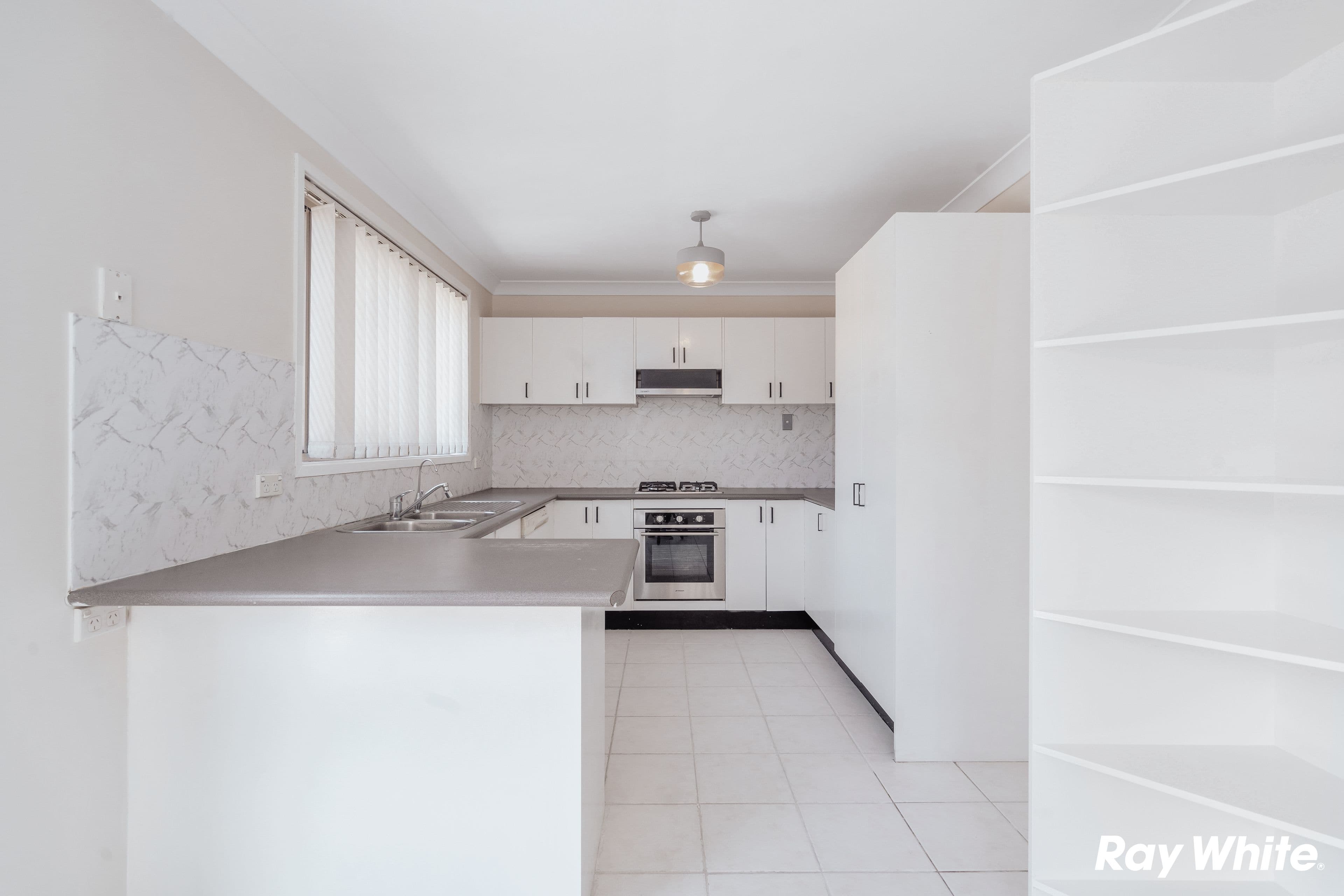 18 Naismith Street, Footscray - Thumbnail 3