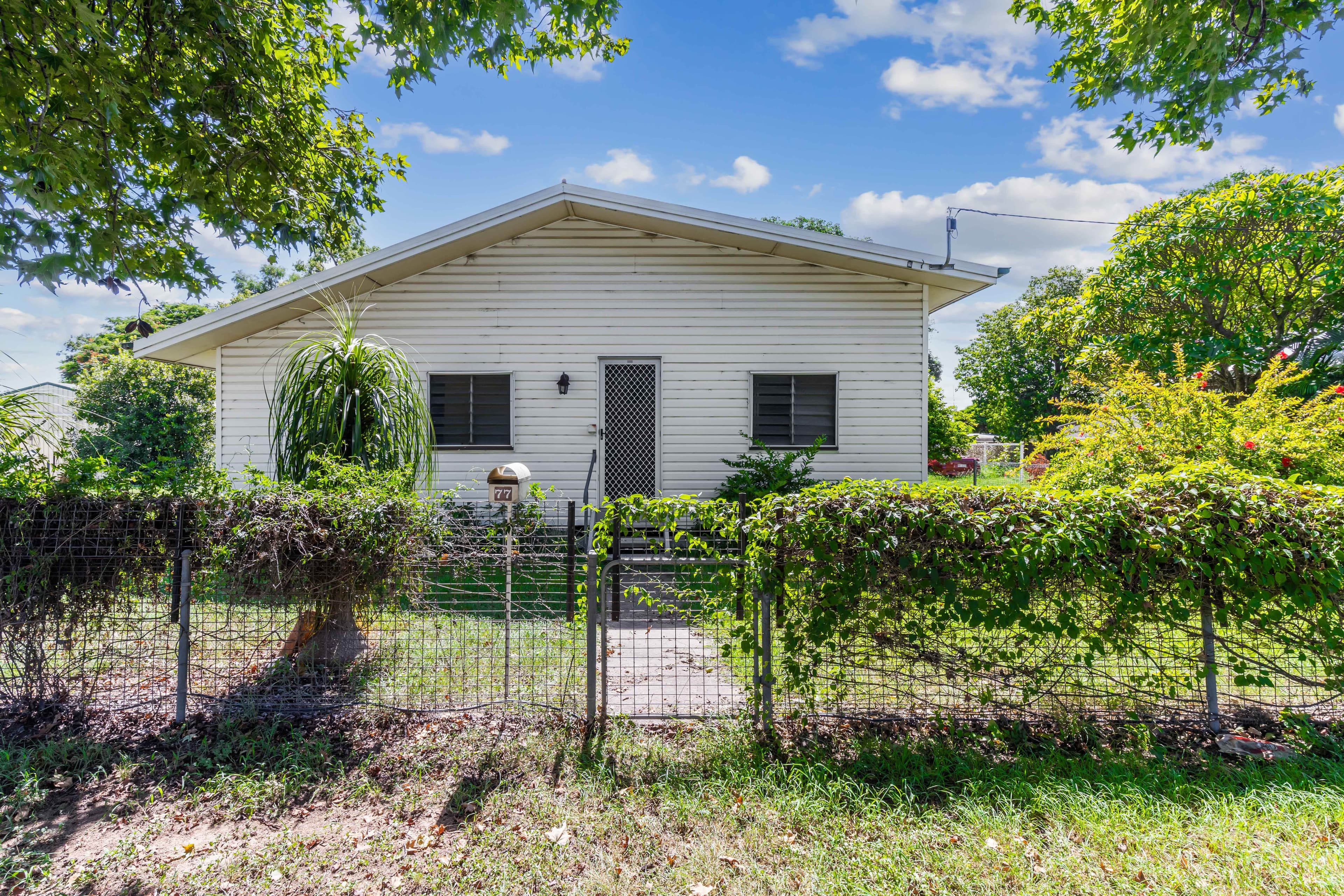 77 Anakie Street, Emerald QLD 4720, Emerald - Image 1