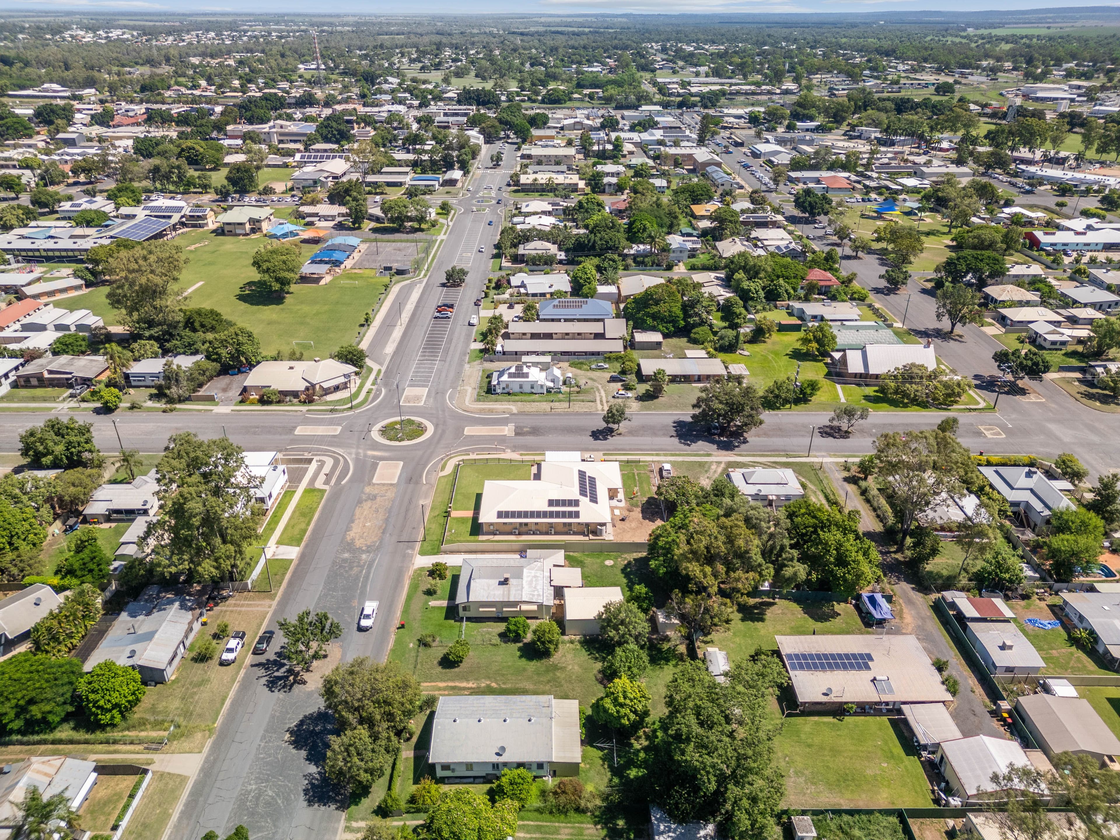 77 Anakie Street, Emerald QLD 4720, Emerald - Thumbnail 4