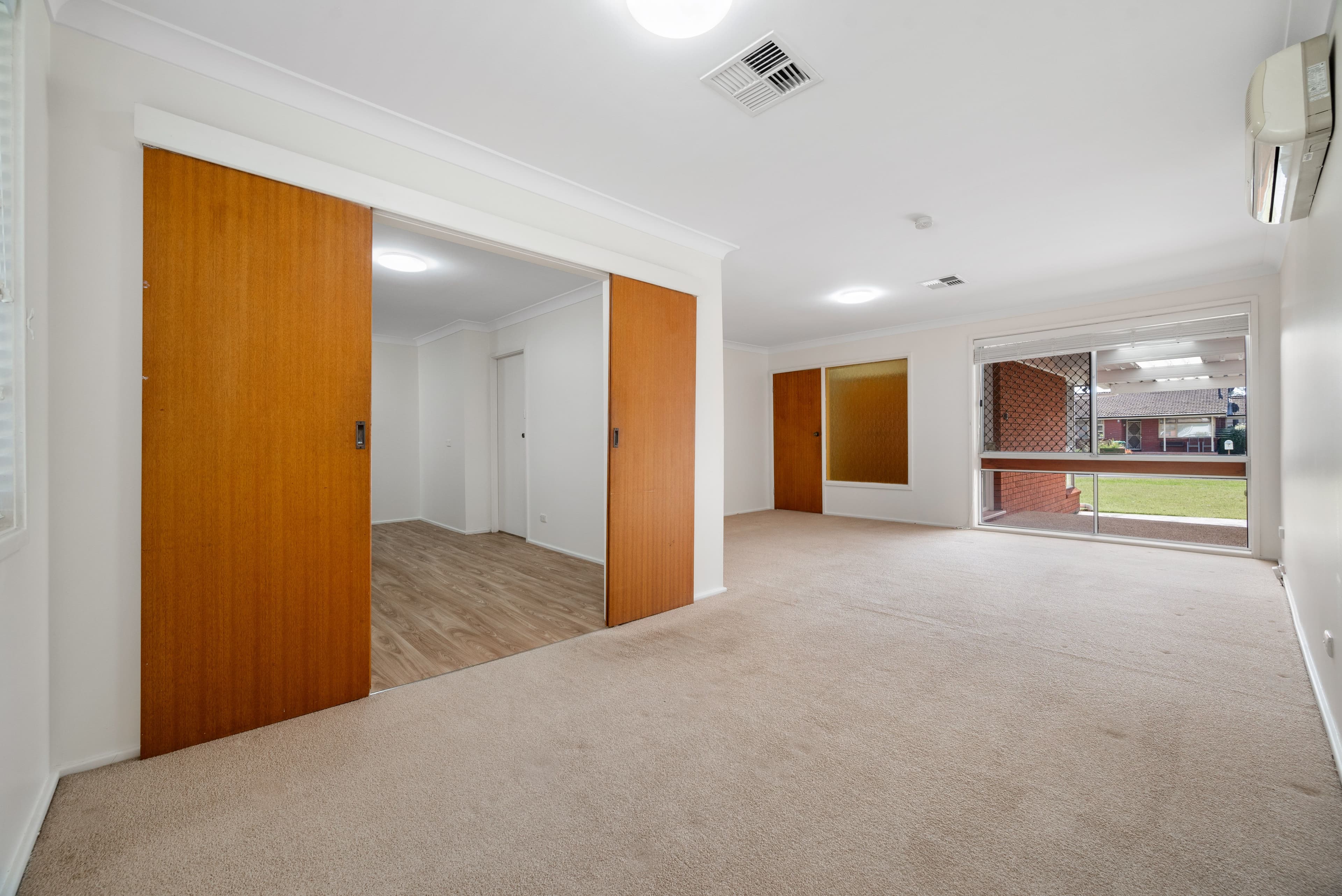 6 Edward Street, Macquarie Fields NSW 2564, Macquarie Fields - Thumbnail 3