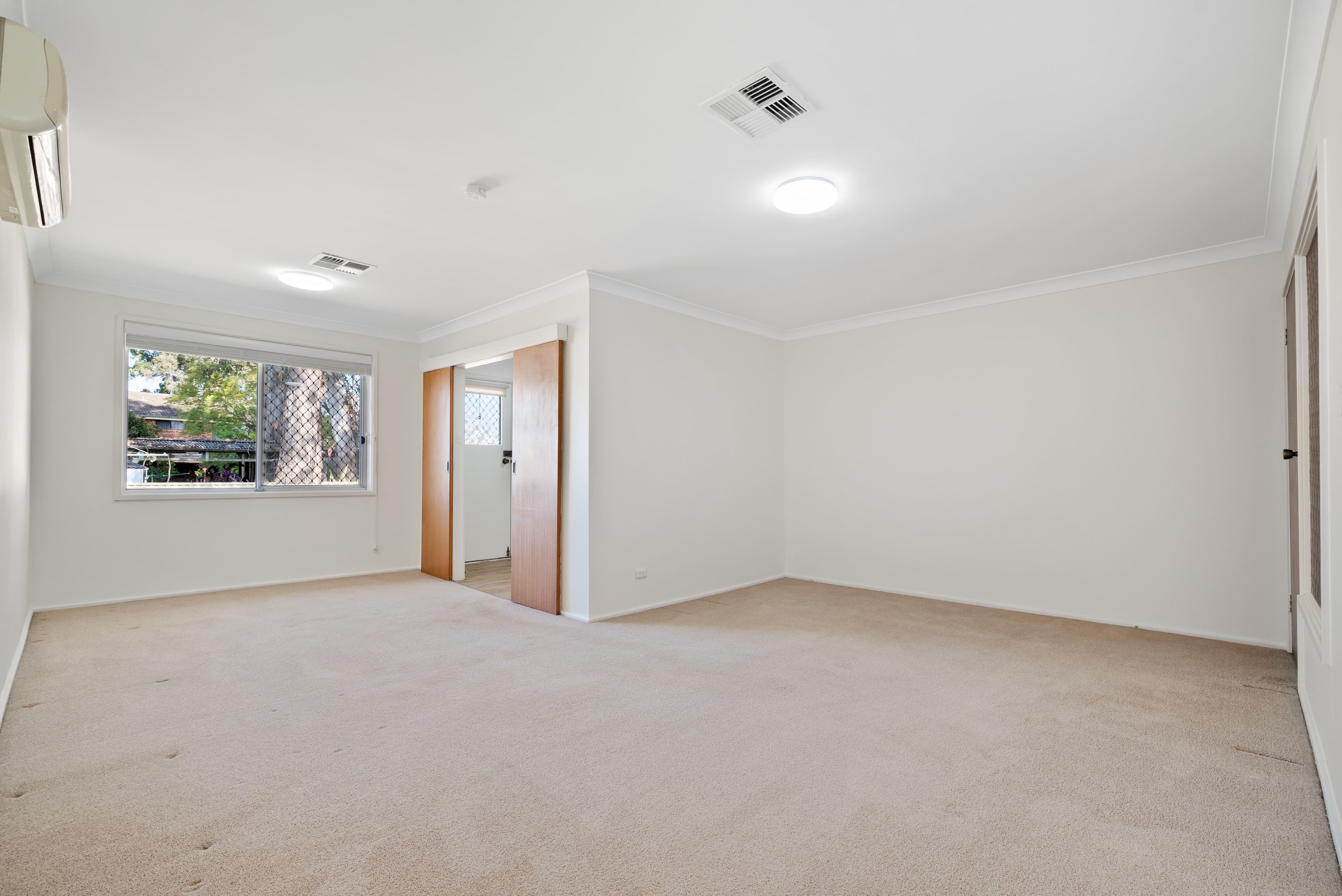 6 Edward Street, Macquarie Fields NSW 2564, Macquarie Fields - Thumbnail 6